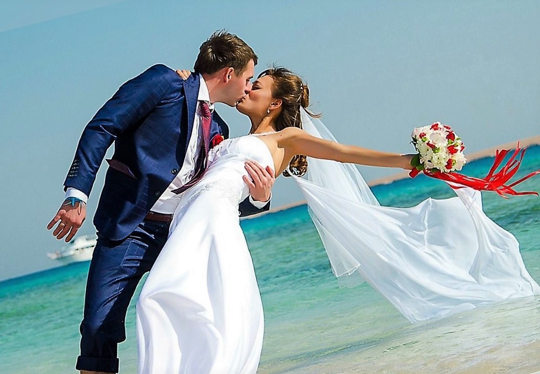 Заказать фотографа на свадьбу в Москве недорого